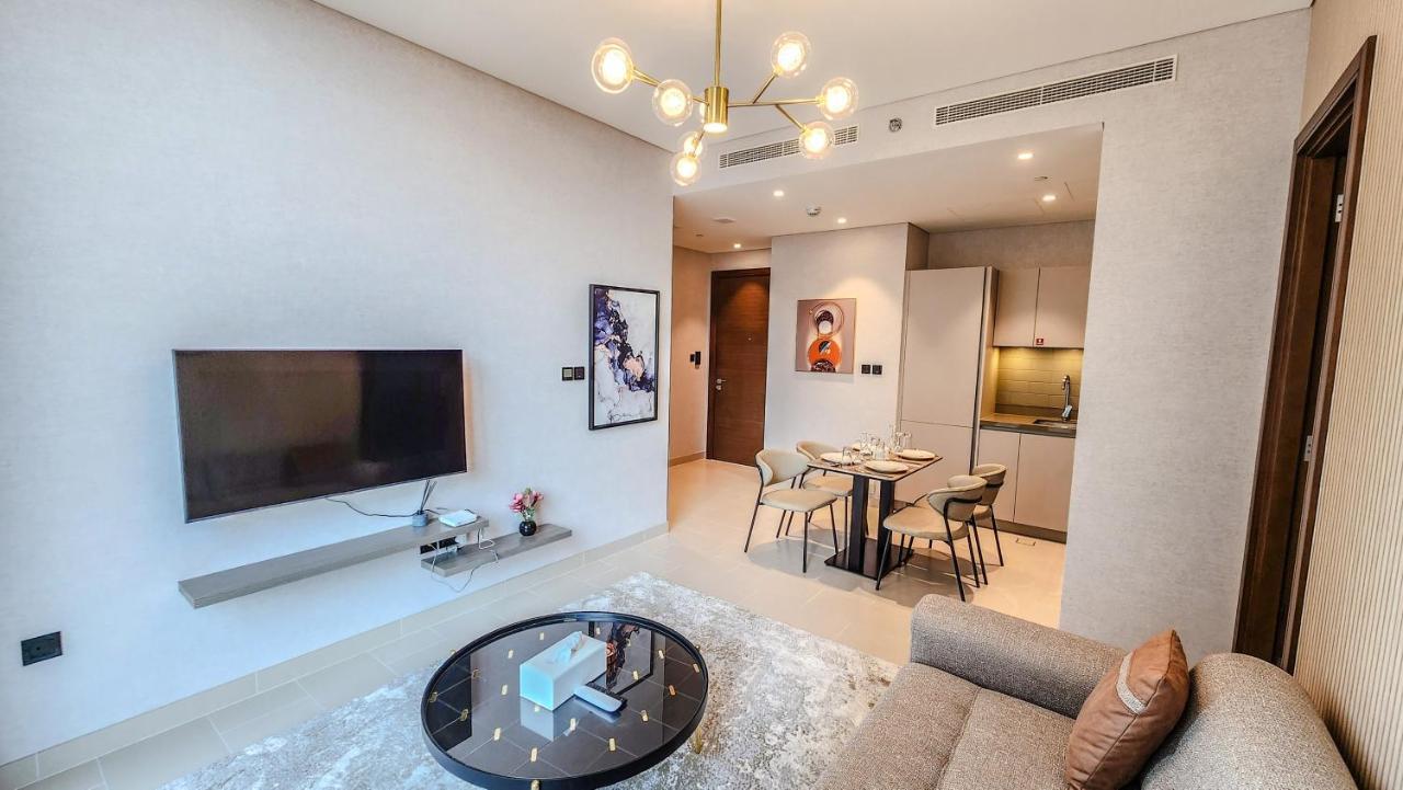 Appartamento By Latinem Luxury 2br Cvr A208 Near Burj Khalifa *